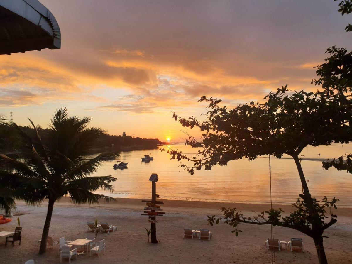 Baan Ampai Beach Hotel Hua Thanon  Exterior foto