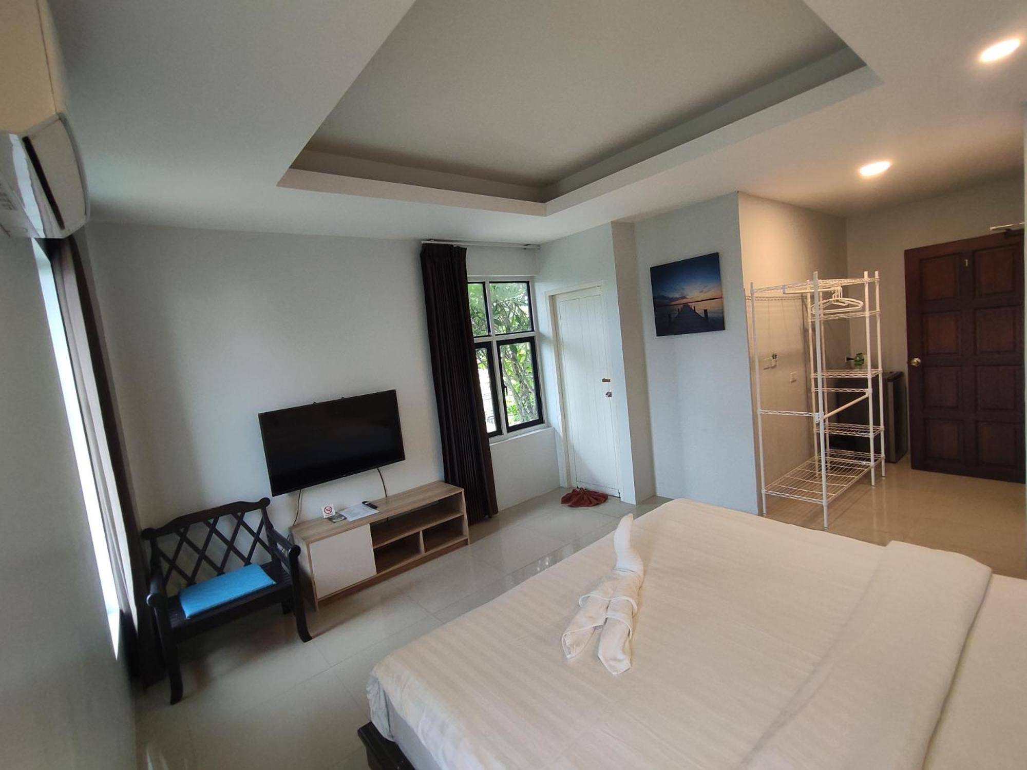 Baan Ampai Beach Hotel Hua Thanon  Exterior foto